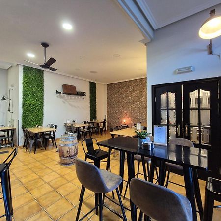 Hostal Galicia Monforte De Lemos Buitenkant foto